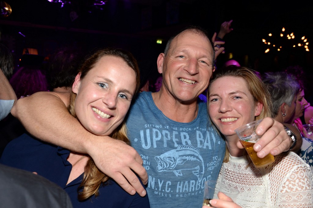 ../Images/Heel Noordwijkerhout zingt Hazes 290.jpg